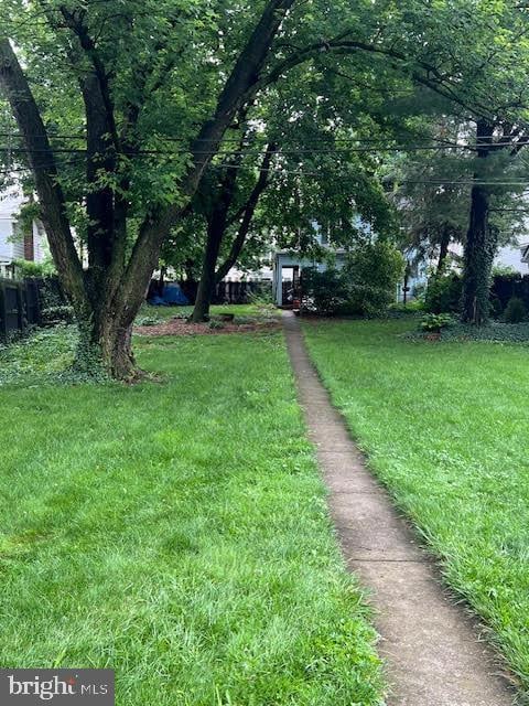6598 Carlisle Pike, Mechanicsburg, PA 17050 - view of grassy yard