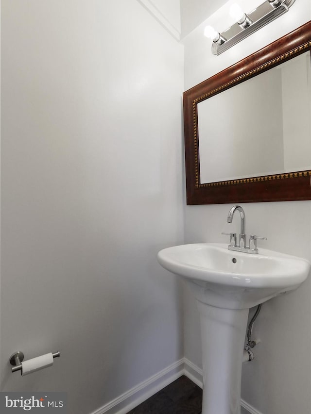 8175 Stone Bridge Rd, Greencastle, PA 17225 - bathroom with baseboards