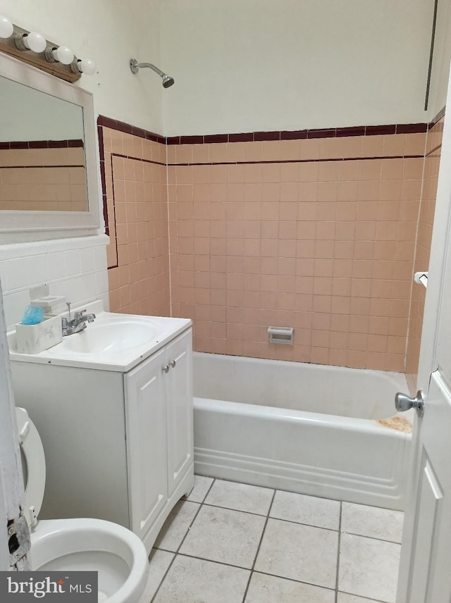 1420 Magee Ave, Philadelphia, PA 19111 - bathroom featuring tile patterned flooring, vanity, and bathing tub / shower combination