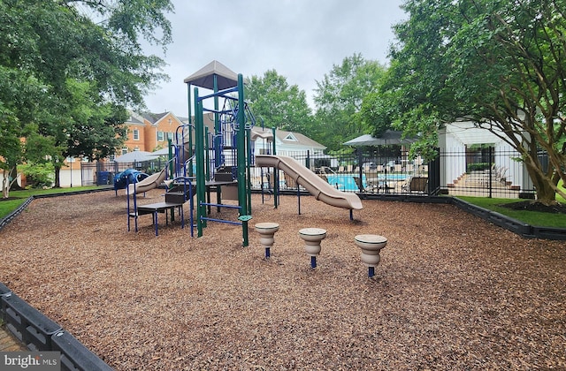 712 Arch Hall Ln, Alexandria, VA 22314 - view of community play area