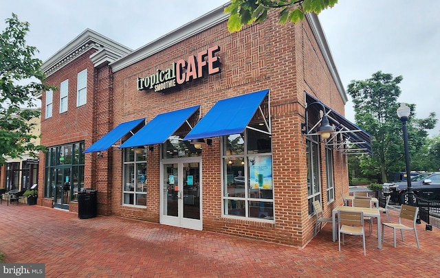 712 Arch Hall Ln, Alexandria, VA 22314 - view of building exterior
