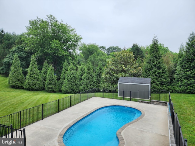 2508 Flagg Meadow Ct, Finksburg, MD 21048 - view of pool featuring an outdoor structure and a forest view