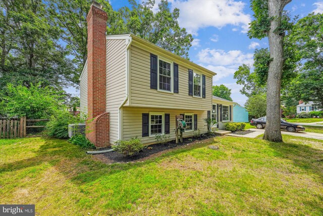 4376 Rock Ct, Waldorf, MD 20602 - view of front of home with a chimney