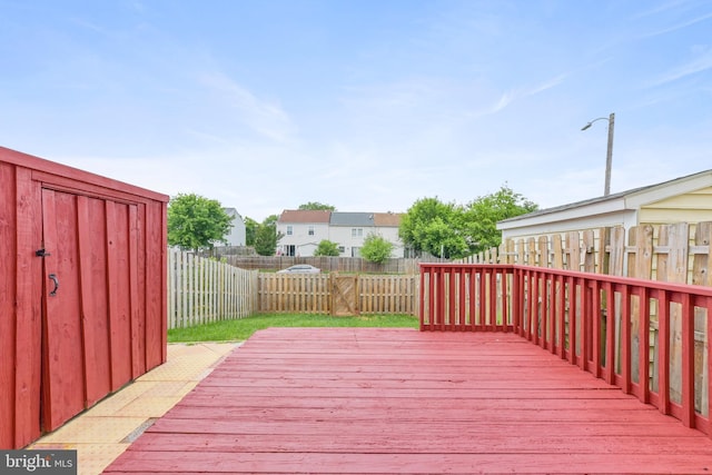 8995 Patterson Pl, Manassas, VA 20110 - wooden terrace featuring a fenced backyard