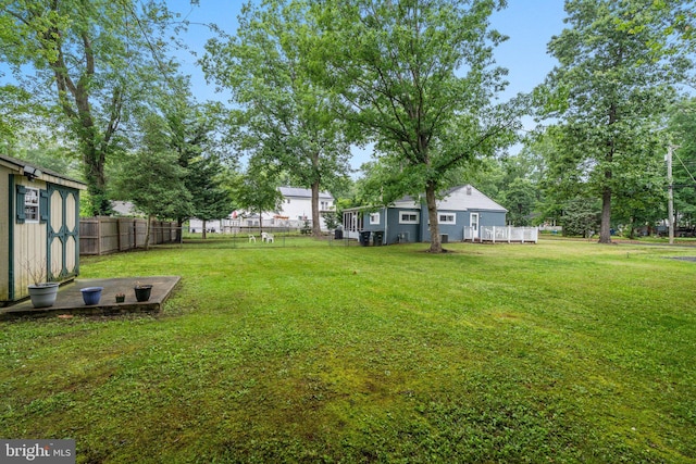 3519 Sunset Ave, Williamstown, NJ 08094 - view of yard featuring an outdoor structure
