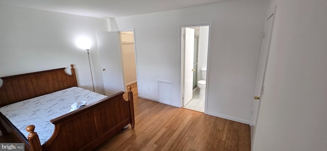 350 Juniper Ct, Herndon, VA 20170 - bedroom featuring light wood-style floors and connected bathroom