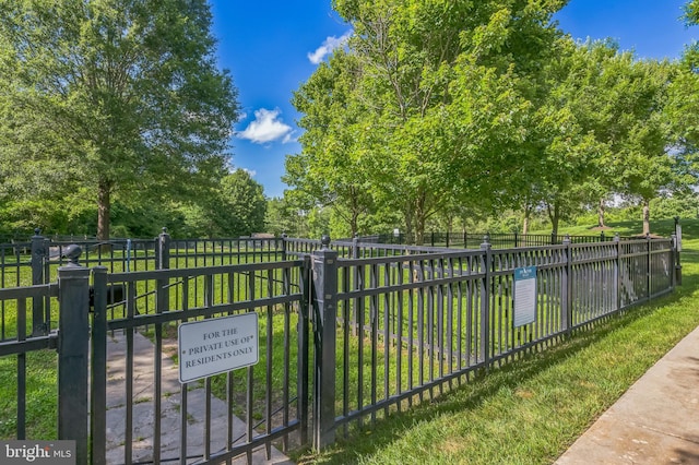 7129 Durrette Rd, Ruther Glen, VA 22546 - view of yard