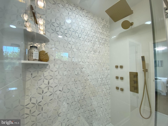 3103 Woodhaven Dr, Cinnaminson, NJ 08077 - bathroom featuring tiled shower
