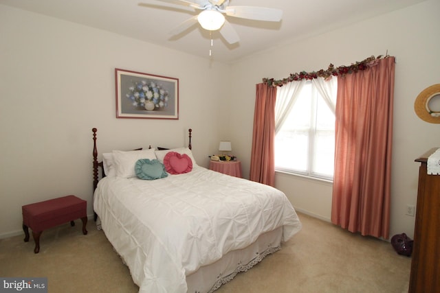 802 Chesapeake Ct, Newark, DE 19702 - bedroom with light colored carpet and a ceiling fan
