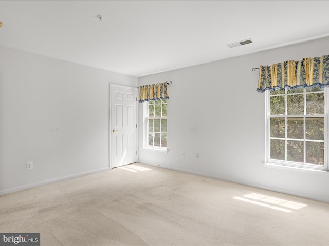 2135 Vittoria Ct Unit 33, Bowie, MD 20721 - carpeted empty room featuring plenty of natural light and a pendent fire sprinkler