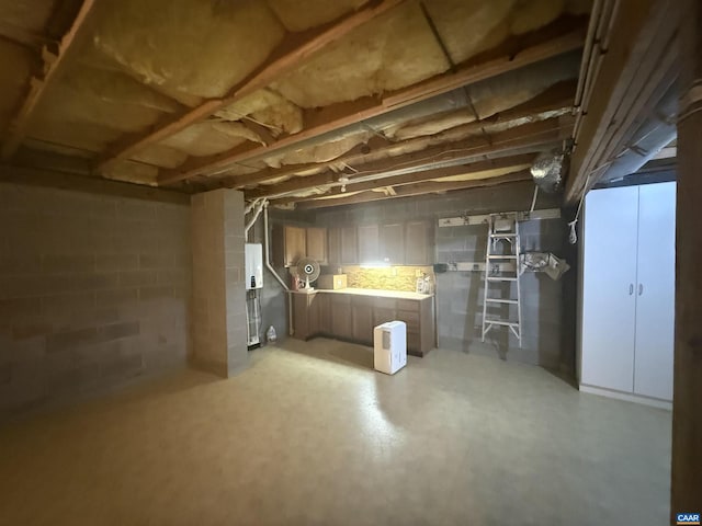 1303 Branchlands Dr, Charlottesville, VA 22901 - unfinished below grade area featuring water heater