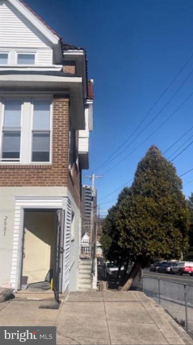 2001 N 52nd St, Philadelphia, PA 19131 - view of side of property with brick siding