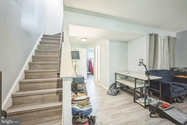 15198 Wentwood Ln, Woodbridge, VA 22191 - staircase with wood finished floors and baseboards