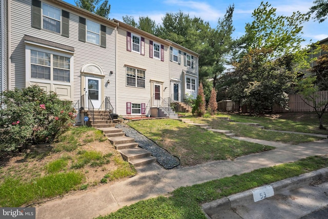 15198 Wentwood Ln, Woodbridge, VA 22191 - view of property featuring entry steps
