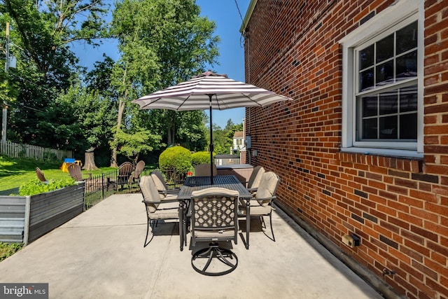 1626 Rose Glen Rd, Havertown, PA 19083 - view of patio / terrace featuring outdoor dining space