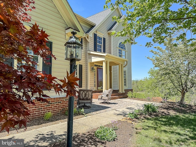 12773 Beebe Ct, Lovettsville, VA 20180 - view of covered porch
