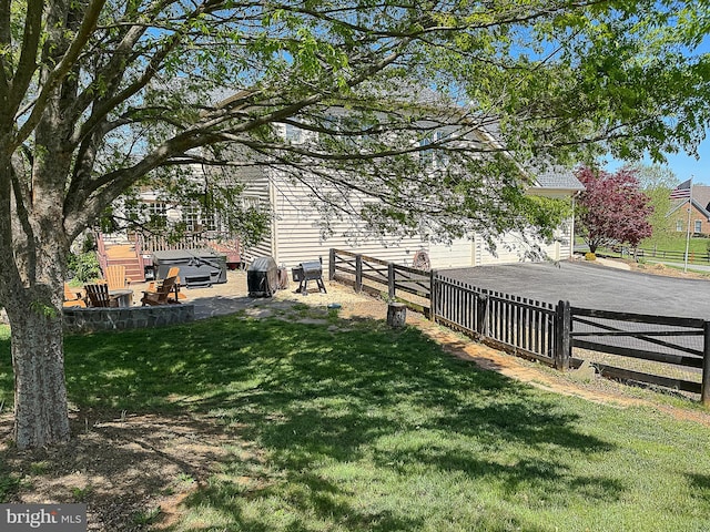 12773 Beebe Ct, Lovettsville, VA 20180 - view of yard