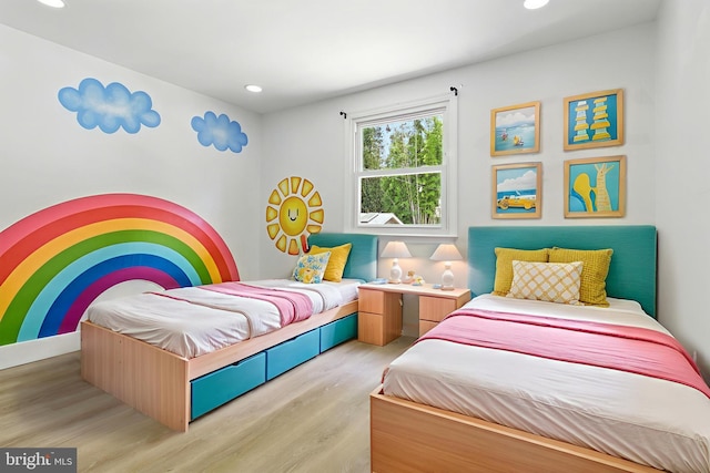 13727 Mahoney Dr, Woodbridge, VA 22193 - bedroom featuring wood finished floors and recessed lighting