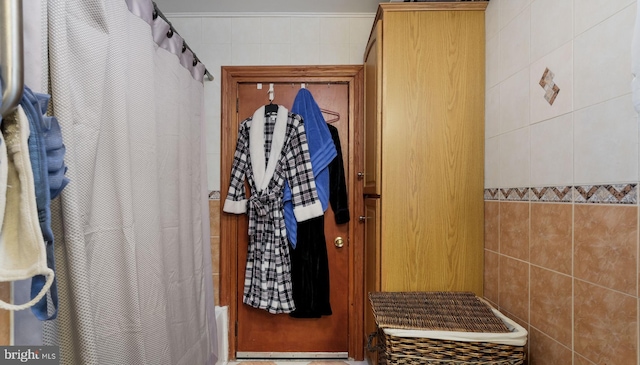315 Leedom Ave, Bristol, PA 19007 - full bathroom with tile walls and curtained shower