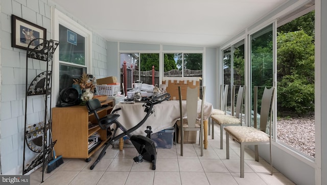 315 Leedom Ave, Bristol, PA 19007 - sunroom / solarium featuring tile patterned flooring and vaulted ceiling