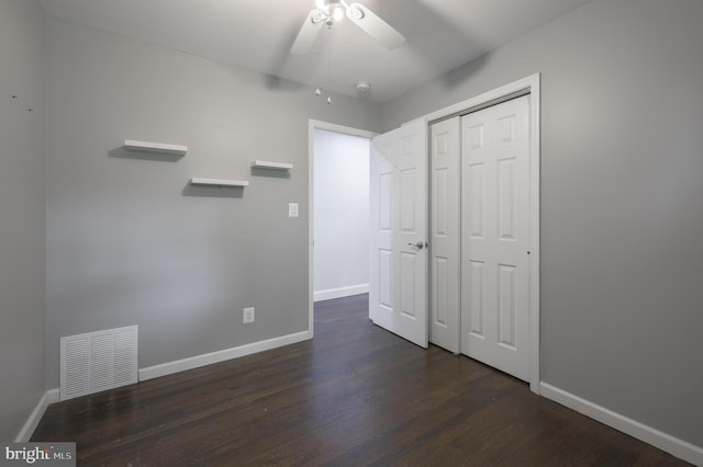 26 Hemlock Dr, Parlin, NJ 08859 - unfurnished bedroom with dark wood finished floors, a closet, and ceiling fan