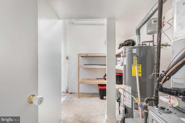 5917 Kingsford Rd Unit 366, Springfield, VA 22152 - utility room featuring water heater