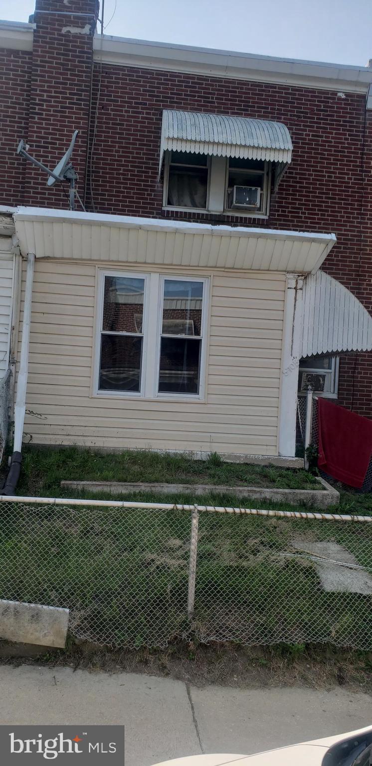 5705 Reedland St, Philadelphia, PA 19143 - view of side of property