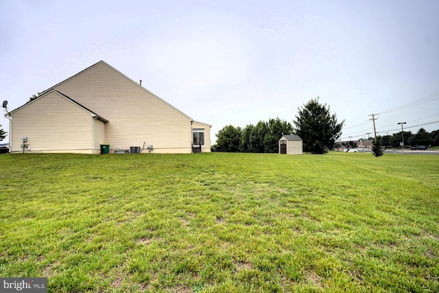 2 N Cummings Dr, Middletown, DE 19709 - view of green lawn with a shed