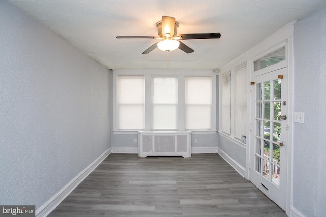 7152 N 20th St, Philadelphia, PA 19138 - unfurnished sunroom with radiator