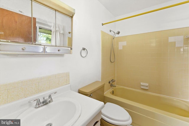 1605 N Amelia St, Sterling, VA 20164 - bathroom featuring shower / tub combination and vanity