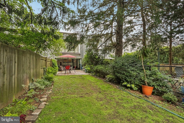 455 Krams Ave, Philadelphia, PA 19128 - fenced backyard featuring a patio