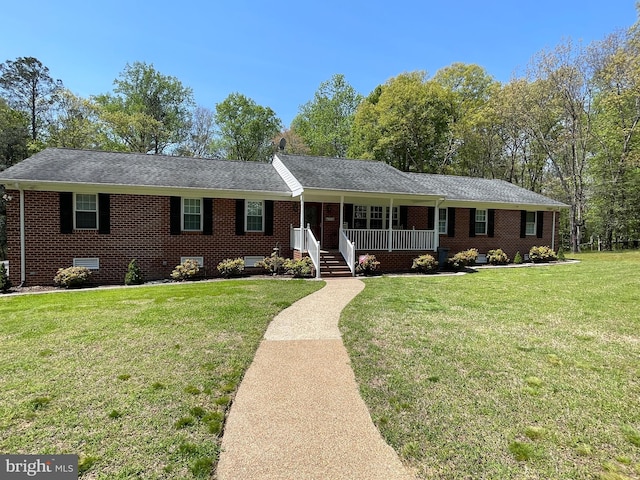 6197 Fishermans Way, Mechanicsville, VA 23116 - single story home with covered porch, a front yard, brick siding, and roof with shingles
