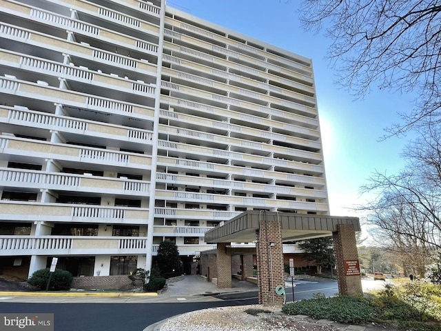 6101 Edsall Rd Unit 202, Alexandria, VA 22304 - view of building exterior