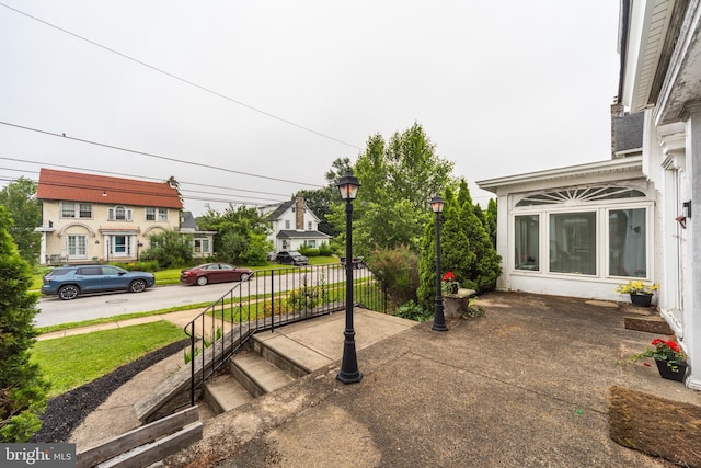 824 Lindale Ave, Drexel Hill, PA 19026 - view of patio / terrace