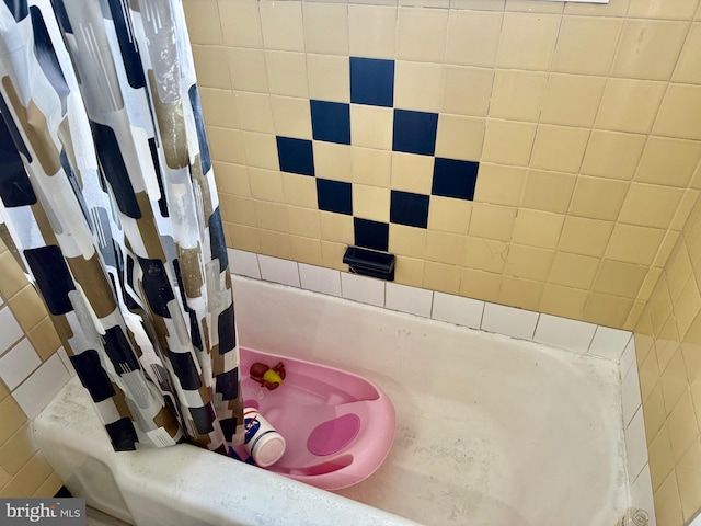 6858 Marshall Rd, Upper Darby, PA 19082 - view of bathroom