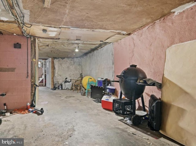 6858 Marshall Rd, Upper Darby, PA 19082 - view of unfinished below grade area