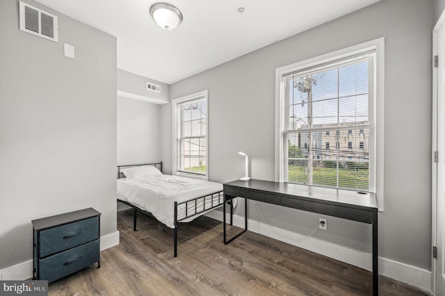 1719 W Norris St, Philadelphia, PA 19121 - bedroom featuring wood finished floors and baseboards