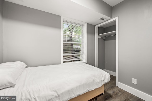 1719 W Norris St, Philadelphia, PA 19121 - bedroom with wood finished floors and a closet