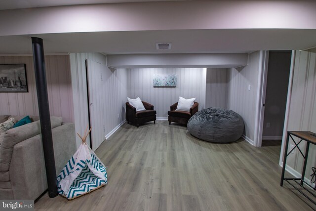 5953 Lowell Ave, Alexandria, VA 22312 - living area featuring wood finished floors