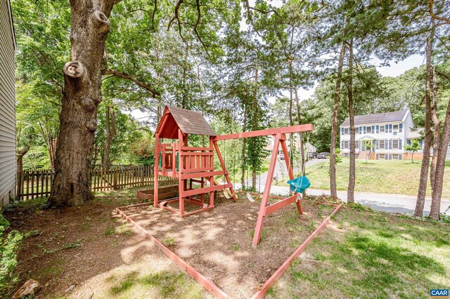 1632 Farm Brook Pl, Charlottesville, VA 22901 - view of play area