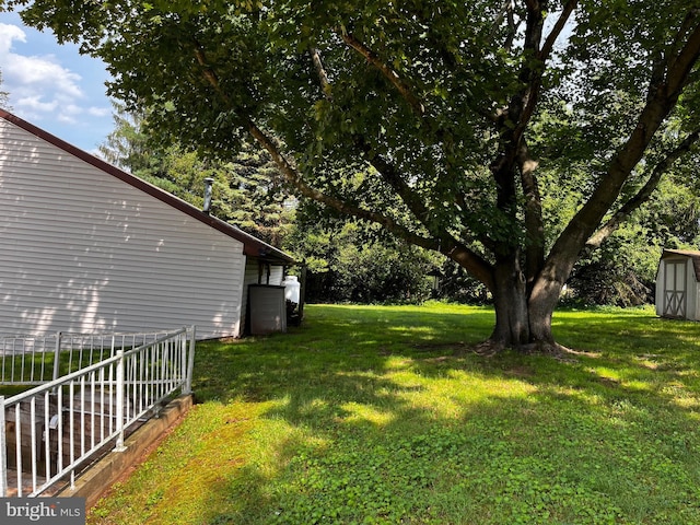 636 Pigeon Creek Rd, Pottstown, PA 19465 - view of green lawn with a storage unit