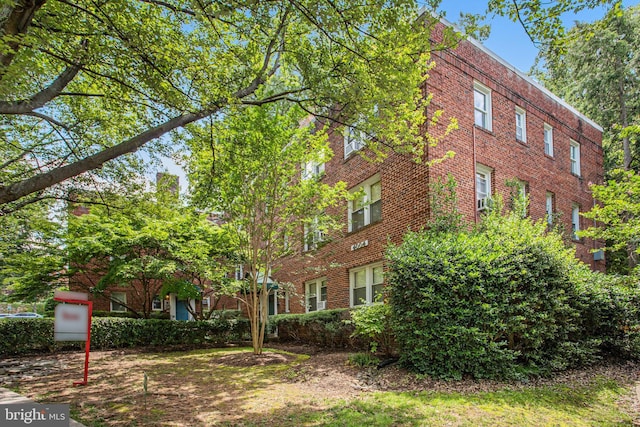4004 Beecher St NW Unit 304, Washington, DC 20007 - view of side of home with brick siding