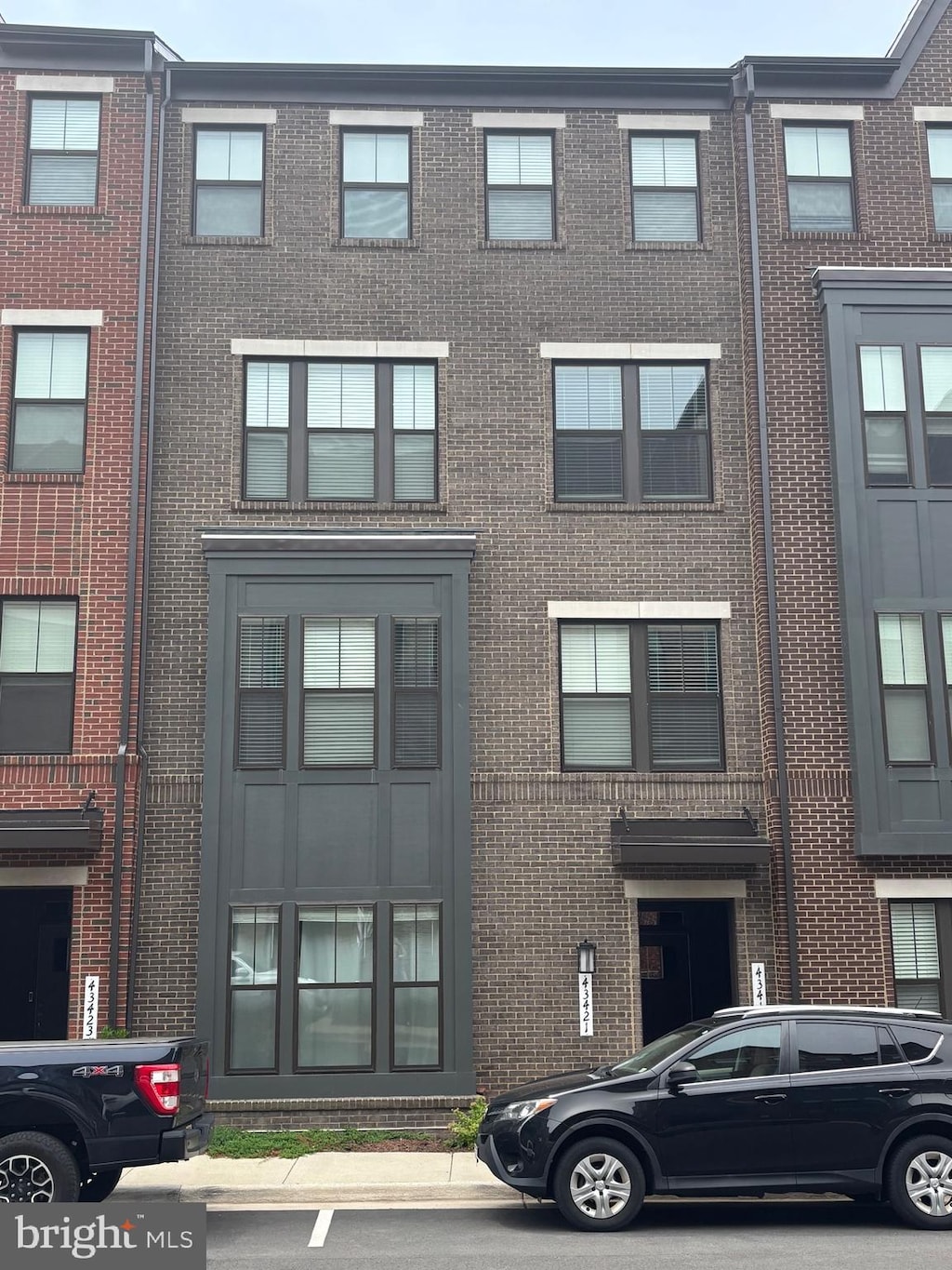 43421 Stonewood Crossing Ter, Ashburn, VA 20148 - view of building exterior