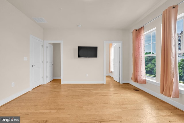9660 Fields Rd Unit 9660, Gaithersburg, MD 20878 - unfurnished room with light wood-style flooring and baseboards