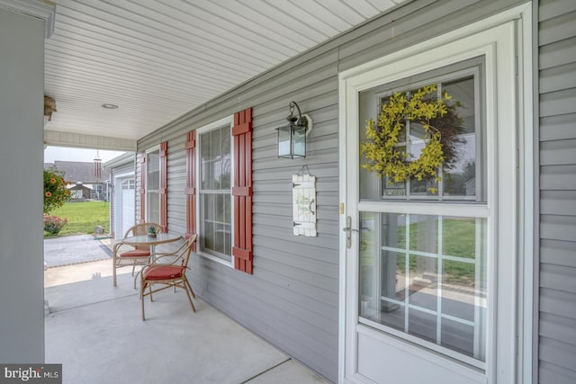 132 Nightingale Dr, Milford, DE 19963 - view of covered porch