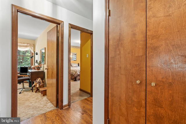 12810 Kending Ln, Clear Spring, MD 21722 - hall with wood finished floors and an office area