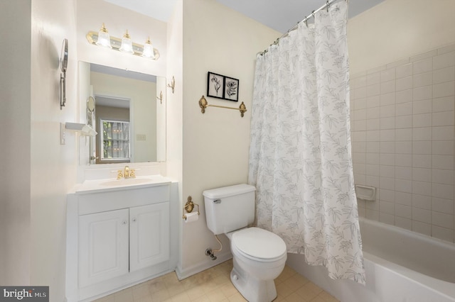 208 Kimberly Way, Winchester, VA 22601 - full bath with vanity and shower / tub combo with curtain