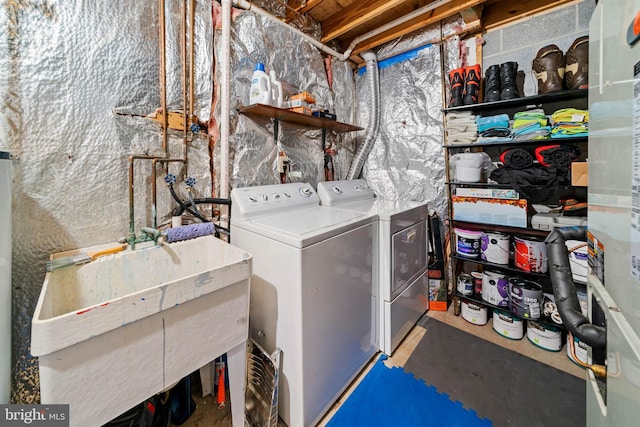 9946 Canvasback Way, Damascus, MD 20872 - washroom featuring washing machine and clothes dryer