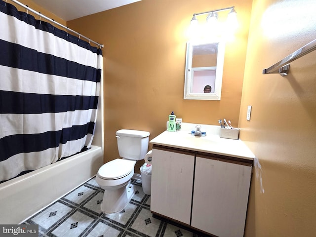 6529 Huntshire Dr, Elkridge, MD 21075 - full bath with vanity and shower / bathtub combination with curtain