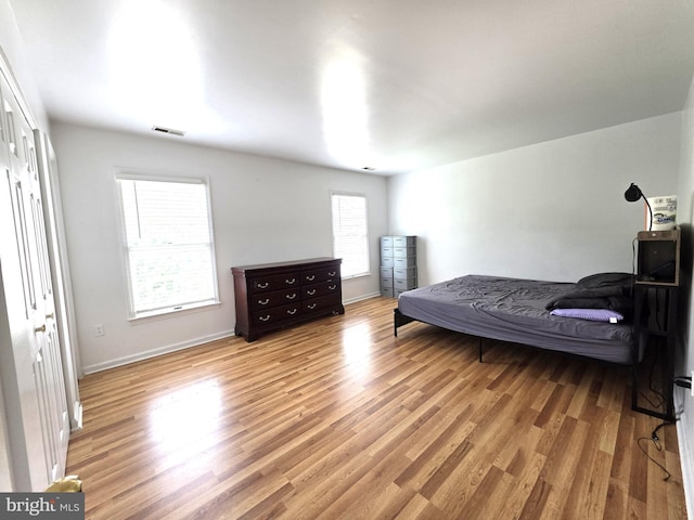6529 Huntshire Dr, Elkridge, MD 21075 - bedroom featuring light wood-style flooring
